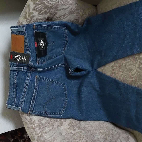 Levi's ORIGINAL CROPPED WOMEN'S JEANS - Picture 6 of 9
